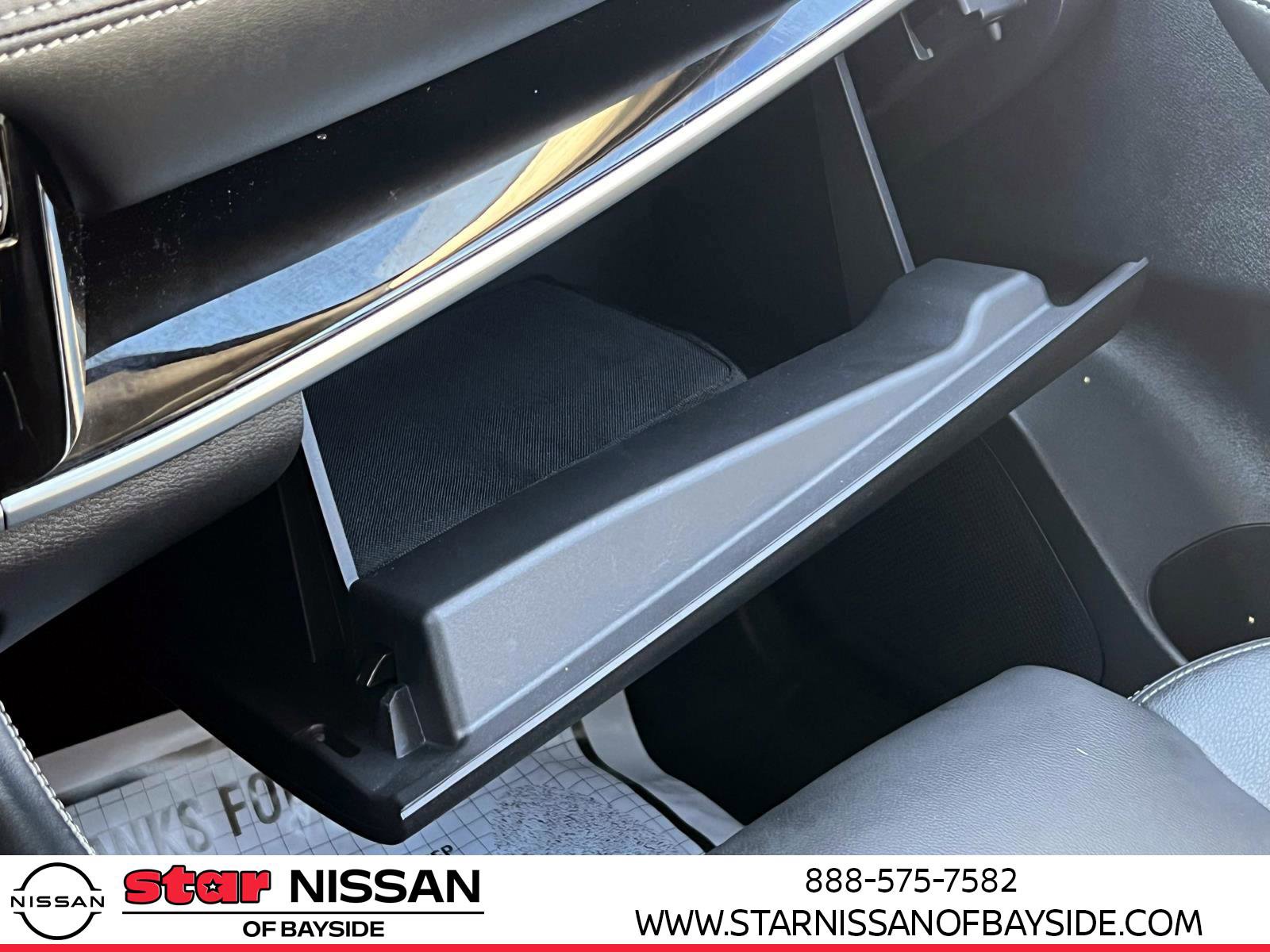 Used 2023 Nissan Rogue SL w/ SL Premium Package image 35