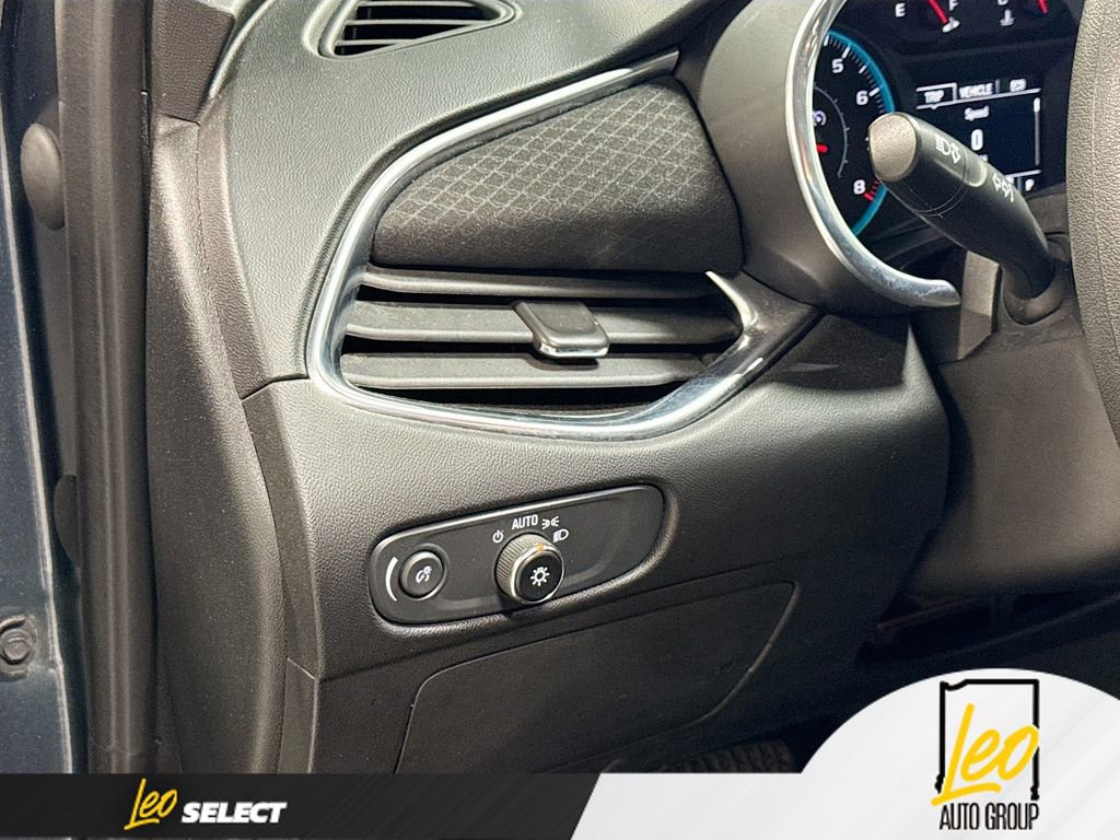 Used 2021 Chevrolet Malibu LT FWD image 10