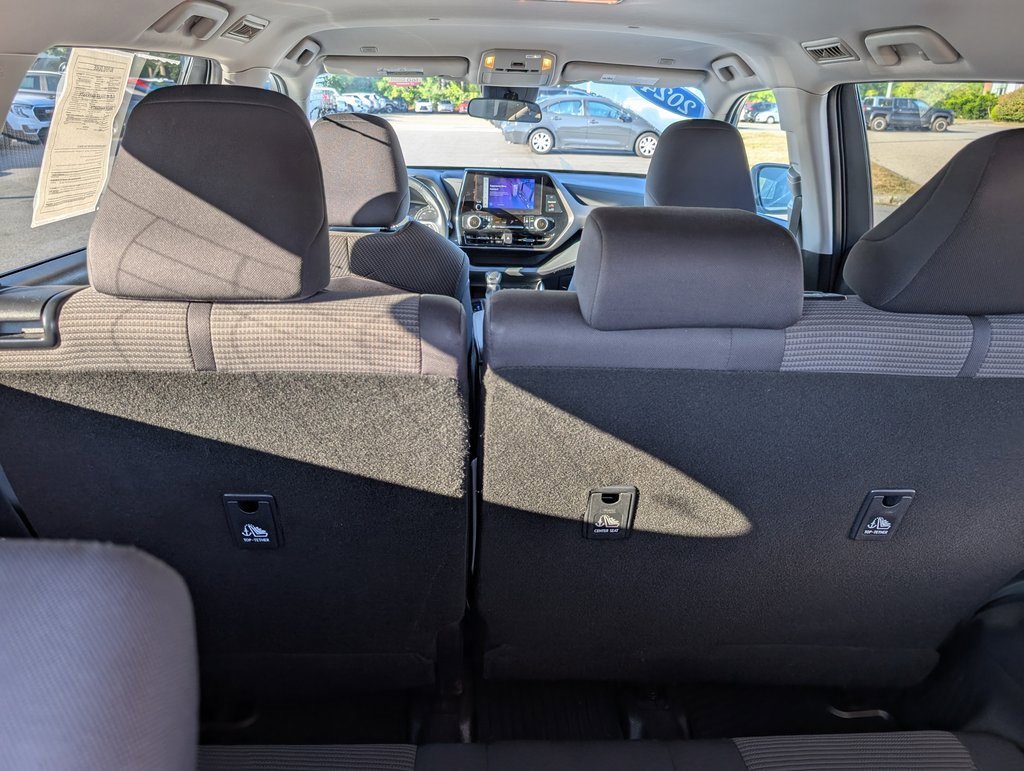 Used 2024 Toyota Highlander LE image 14