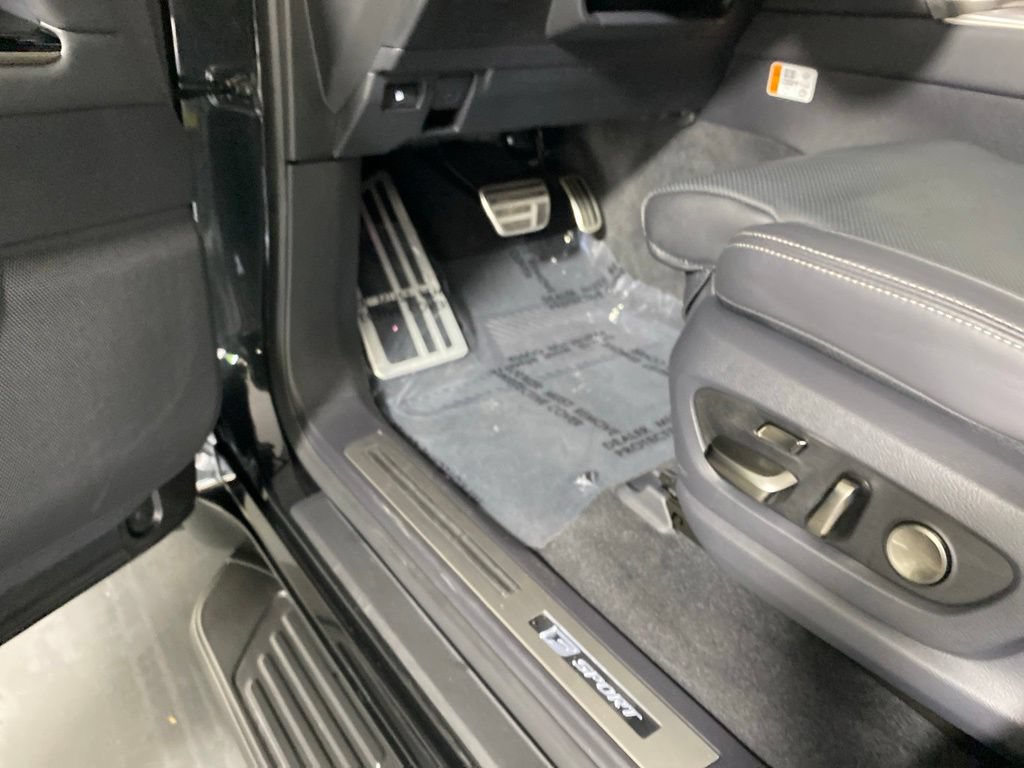 Certified 2026 Lexus LX 700h F Sport AWD/4WD image 26