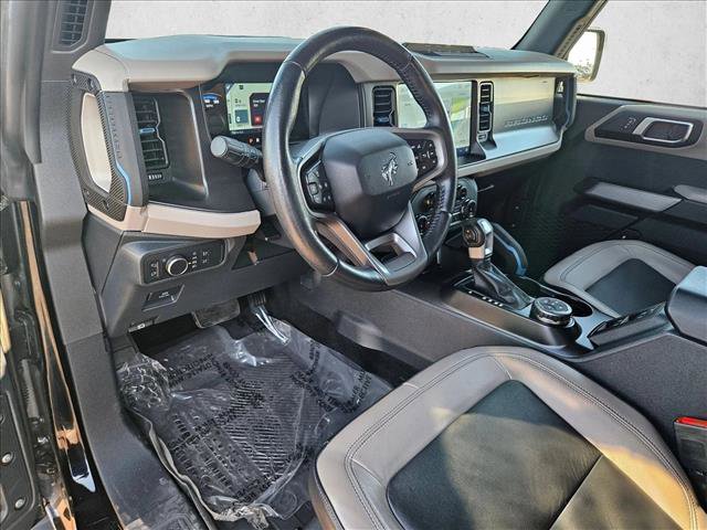 Used 2022 Ford Bronco Wildtrak image 10