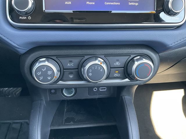 Used 2024 Nissan Versa SV w/ Trunk Package image 14