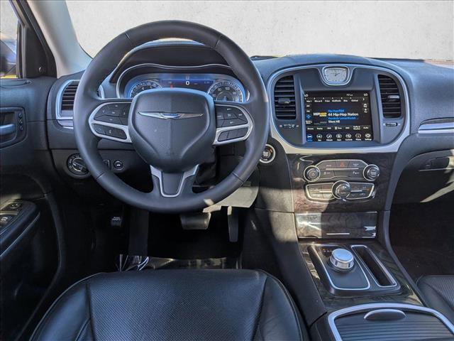Used 2022 Chrysler 300 Touring L w/ Popular Equipment Group image 15