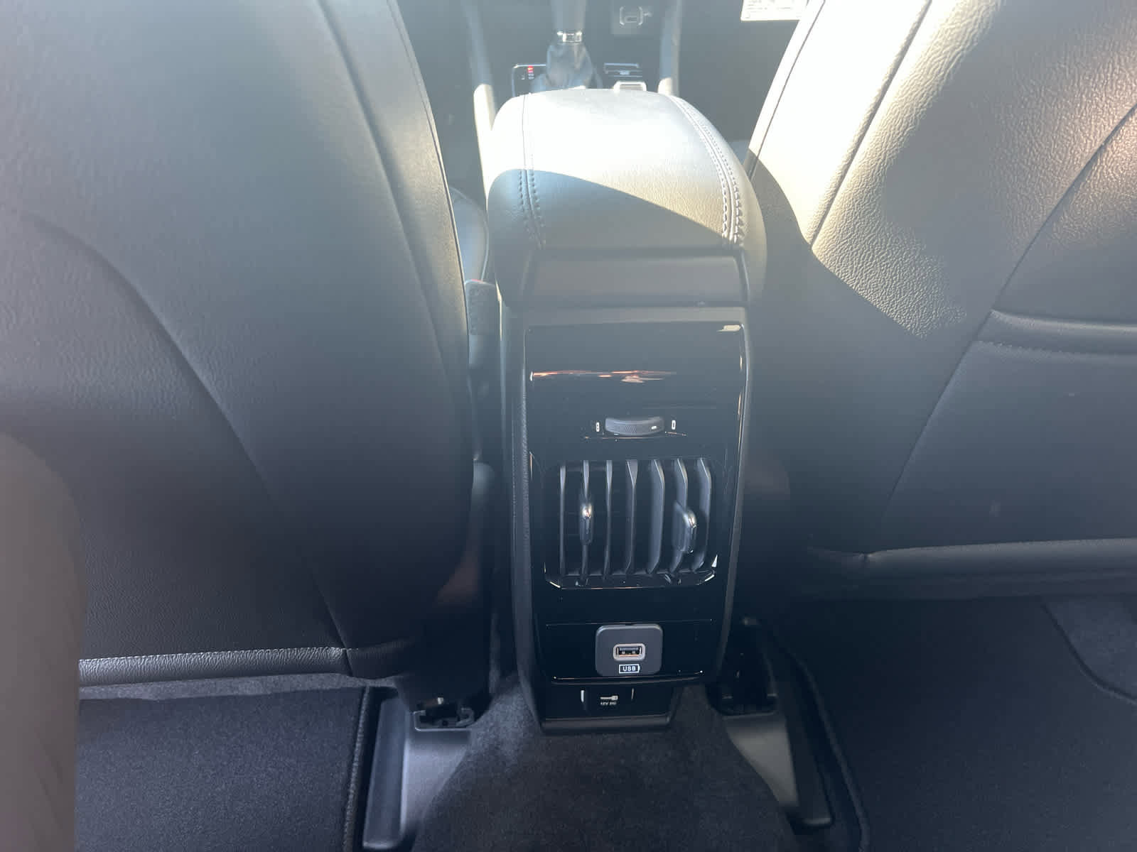 New 2026 Jeep Compass Altitude image 14