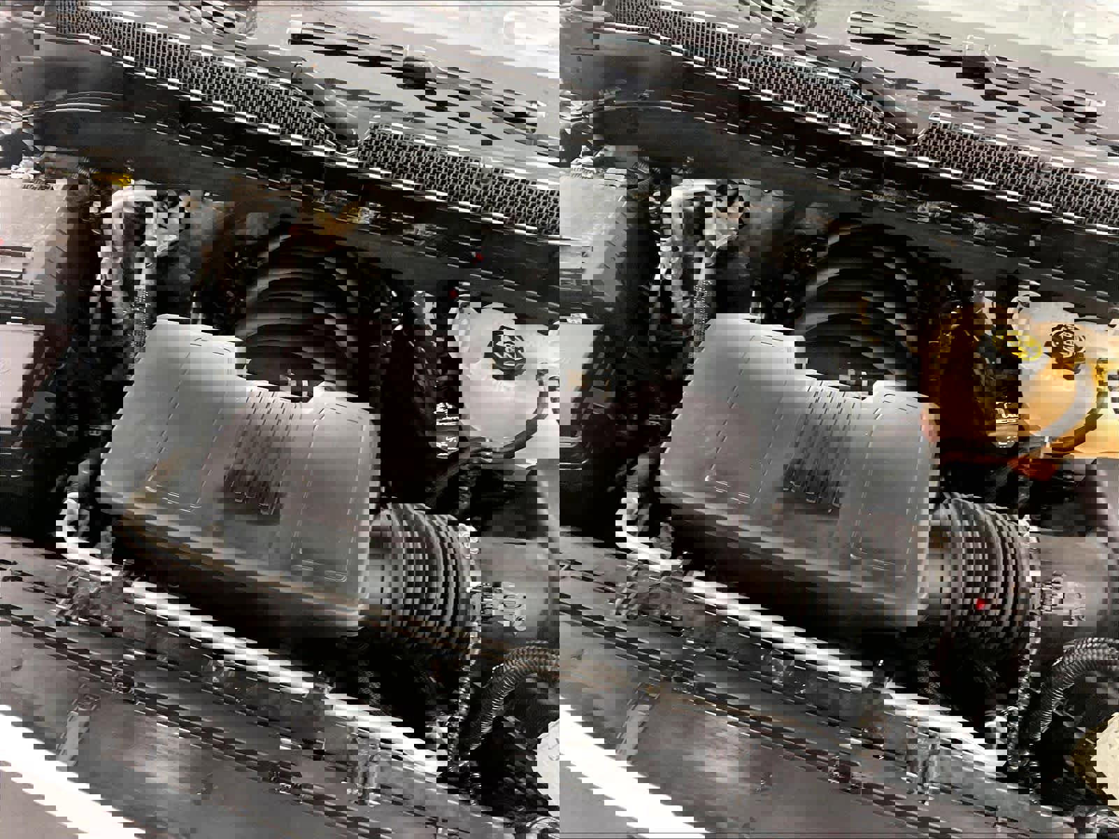 Used 2023 Chevrolet Tahoe Z71 w/ Luxury Package image 36