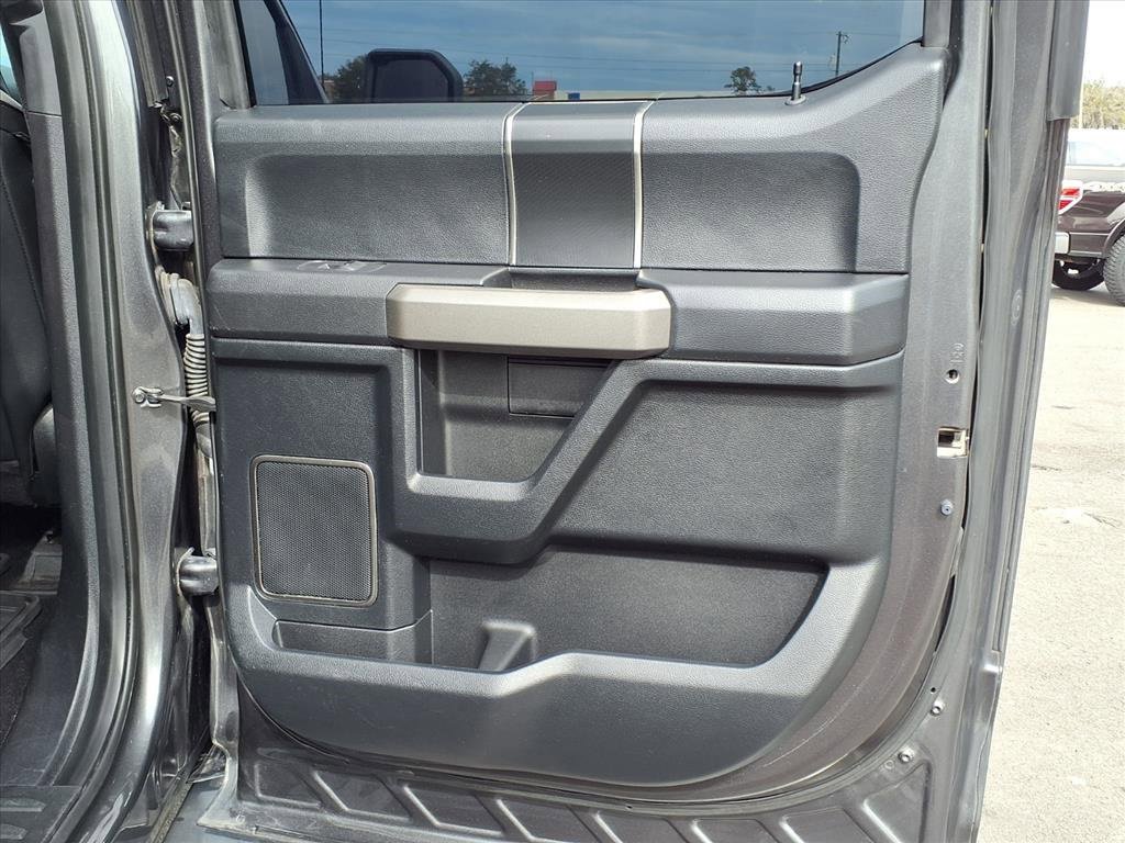 Used 2017 Ford F150 Raptor w/ Equipment Group 802A Luxury image 14