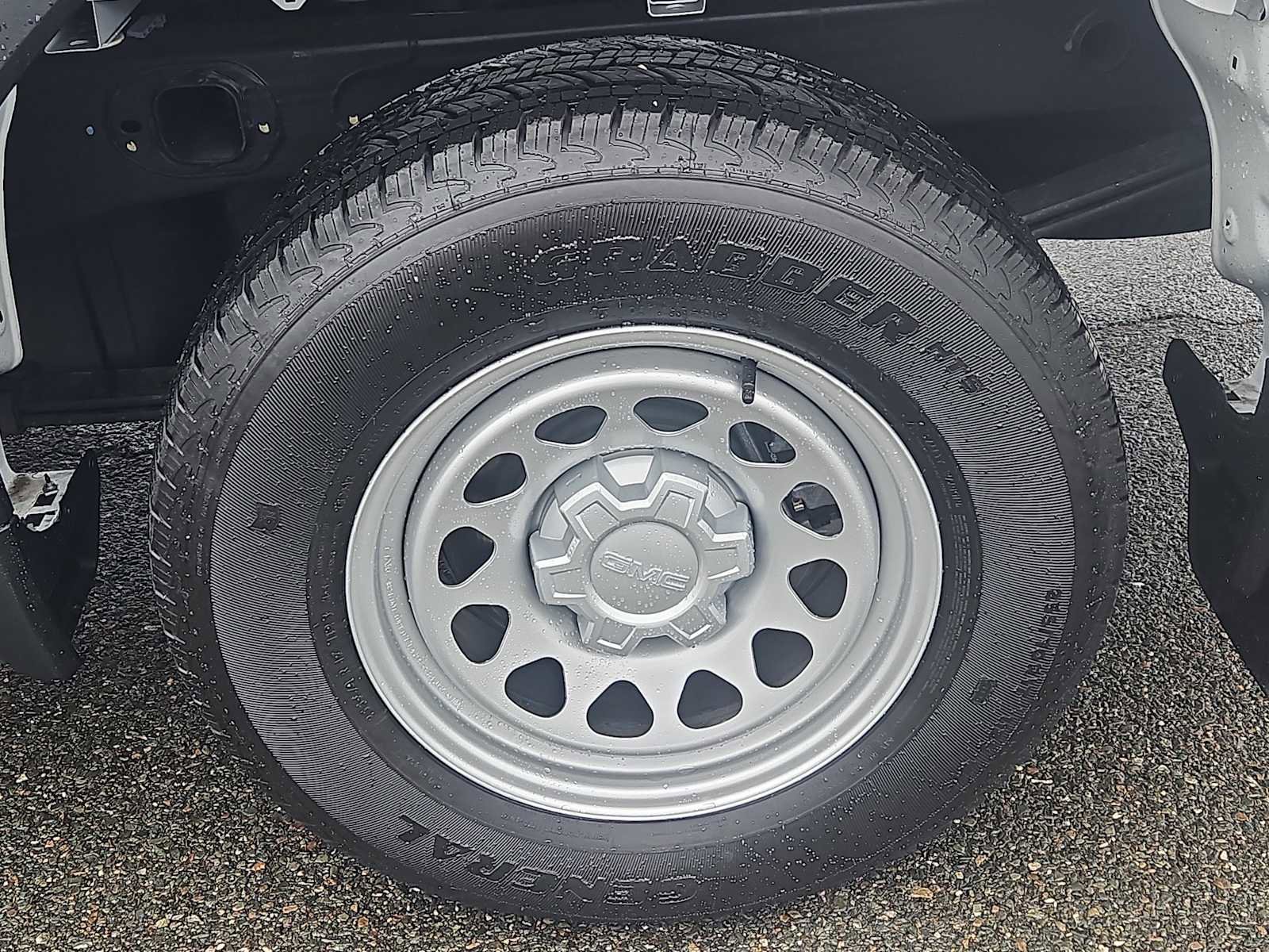 Used 2025 GMC Sierra 1500 Pro w/ Trailering Package image 8