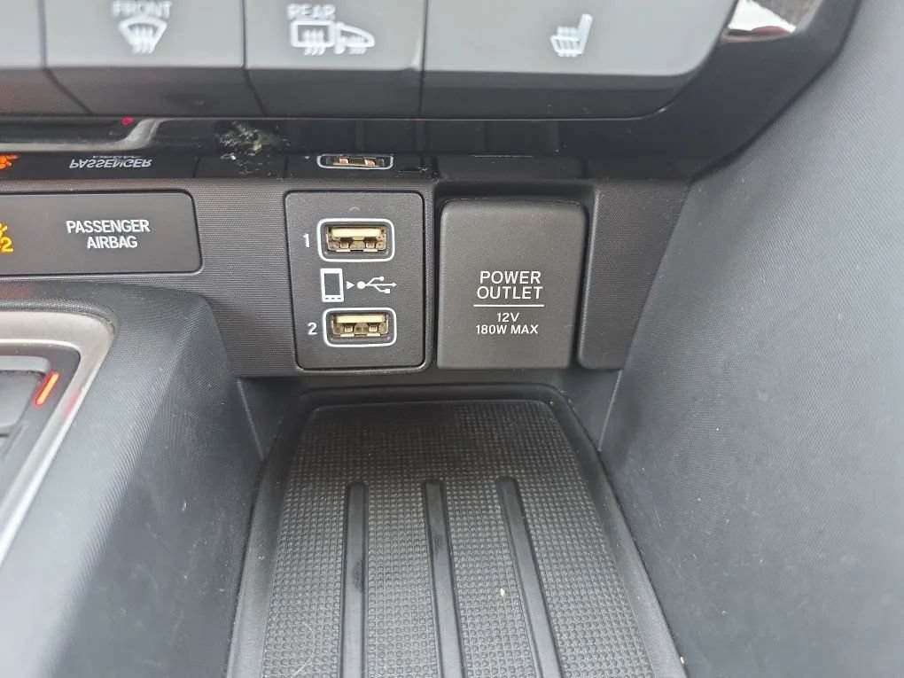 Used 2019 Honda Insight Touring image 36