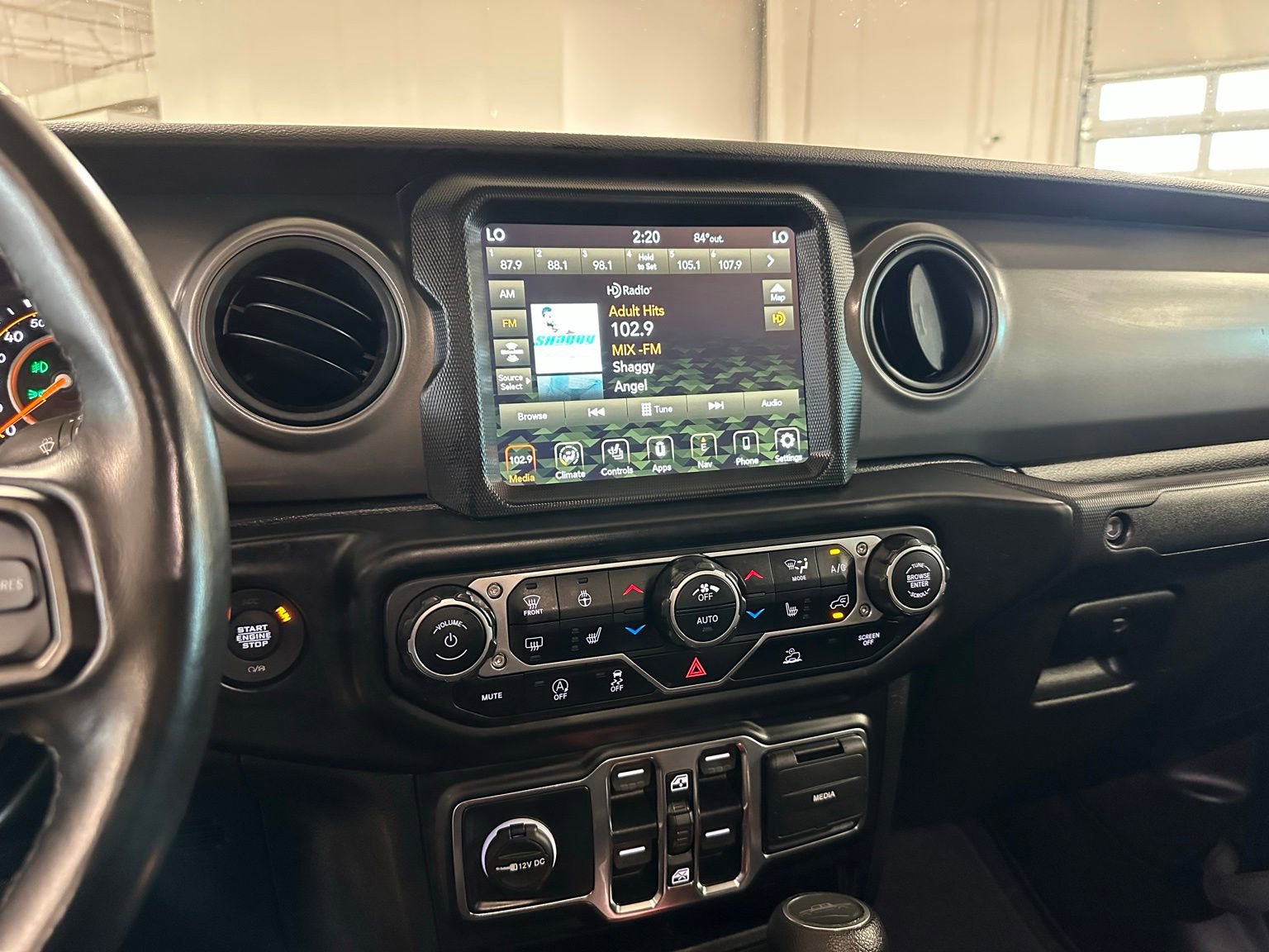 Used 2022 Jeep Gladiator Sport AWD/4WD image 24