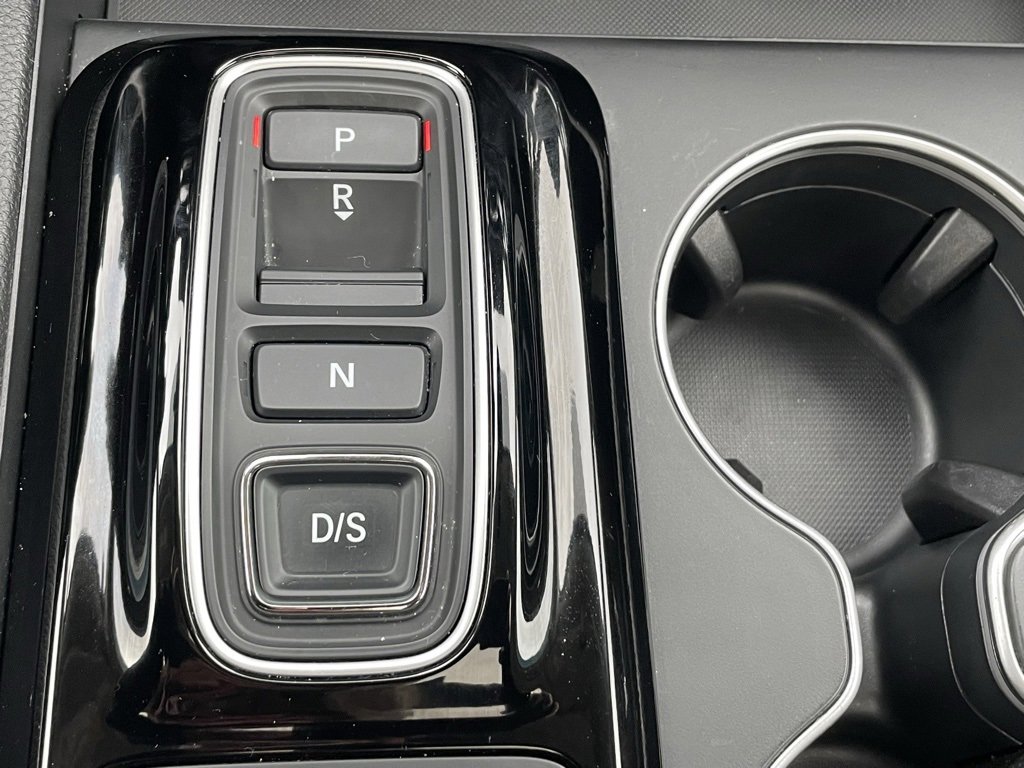 Used 2025 Honda Pilot Elite image 39