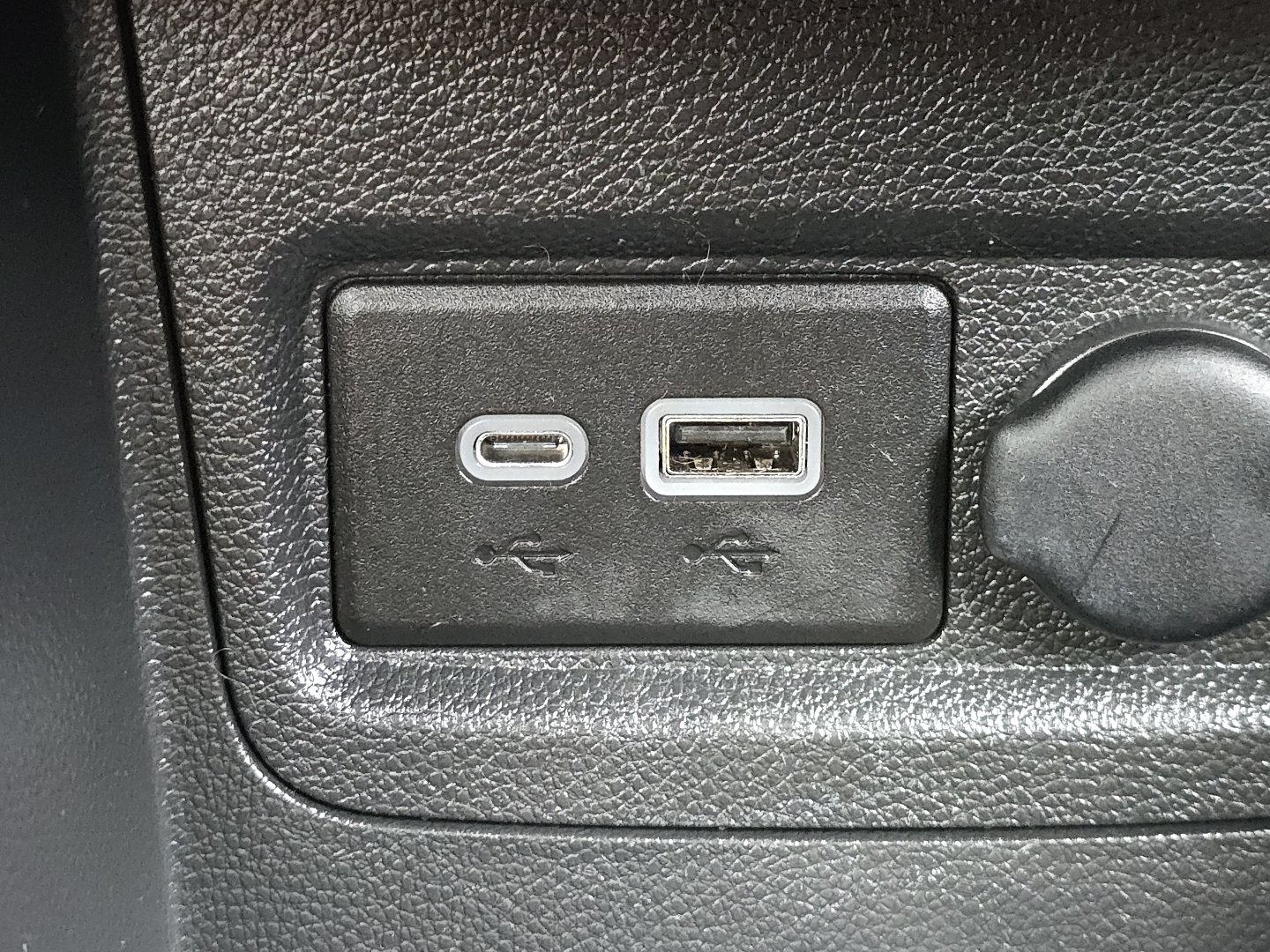 Used 2021 Chevrolet Spark LS FWD image 4