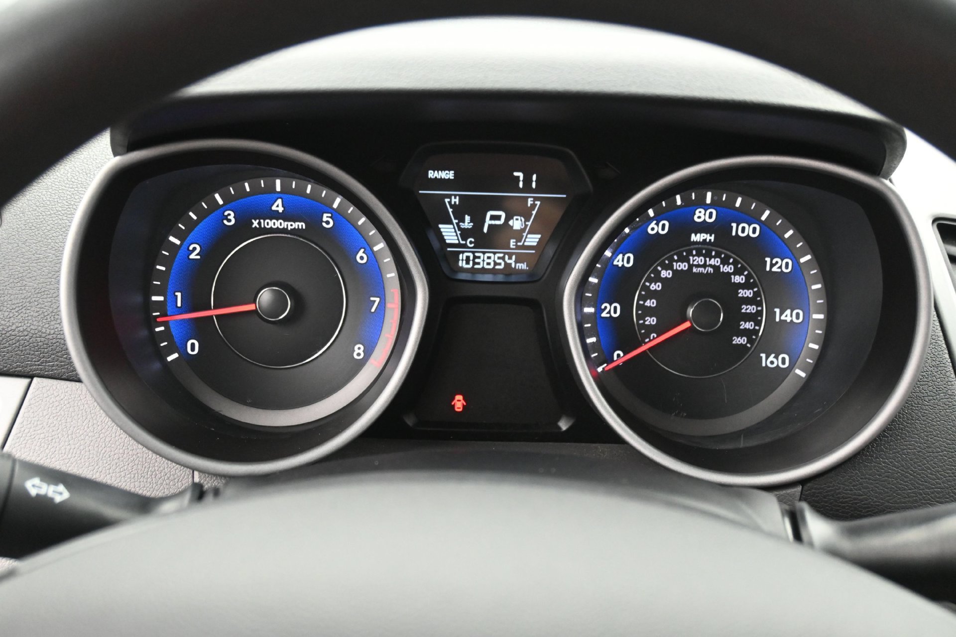 Used 2015 Hyundai Elantra SE FWD image 18