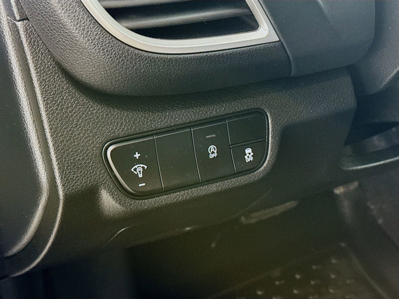 Used 2024 Kia Seltos EX image 7