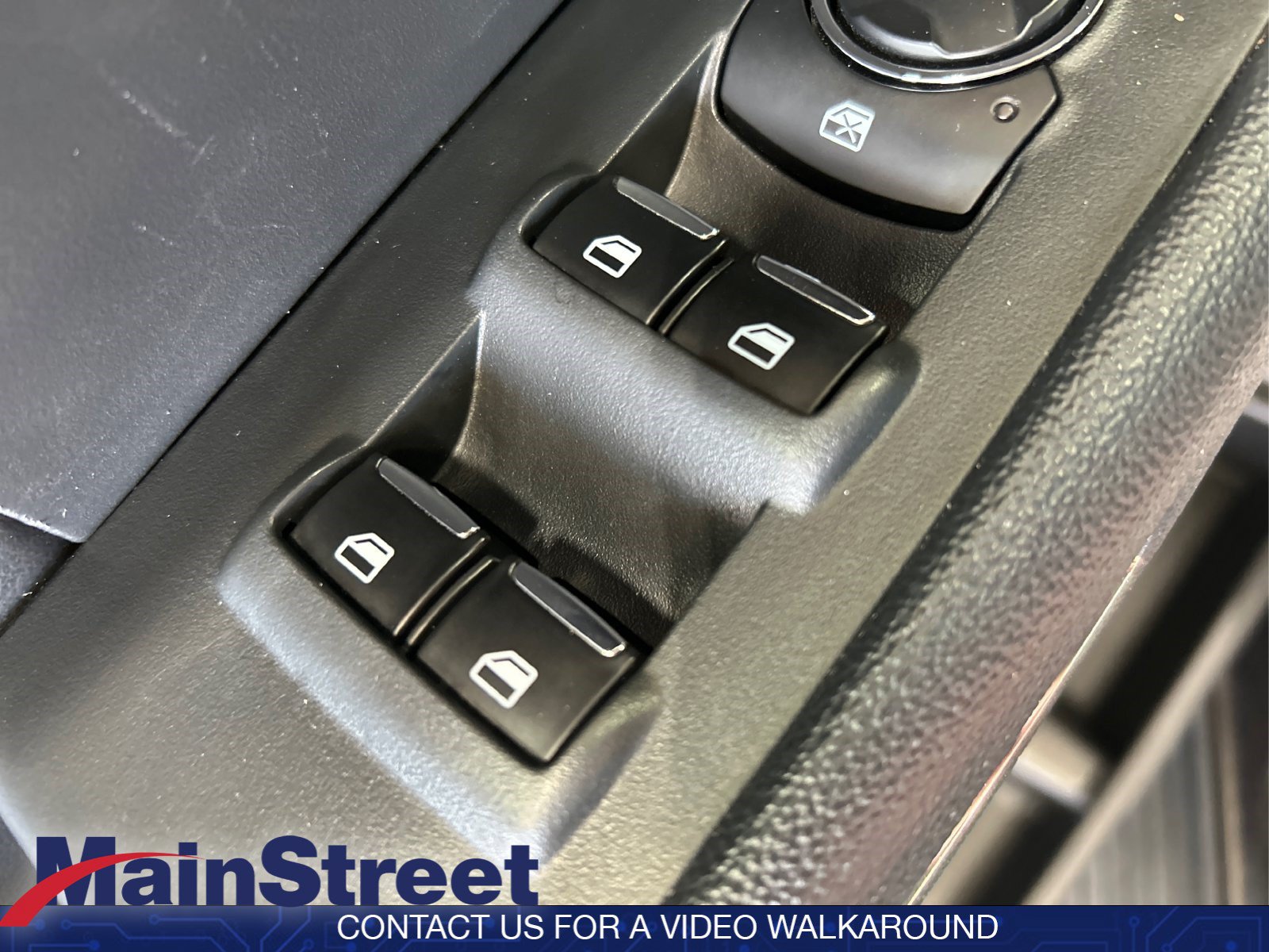 Used 2024 Ford Expedition XLT AWD/4WD image 28