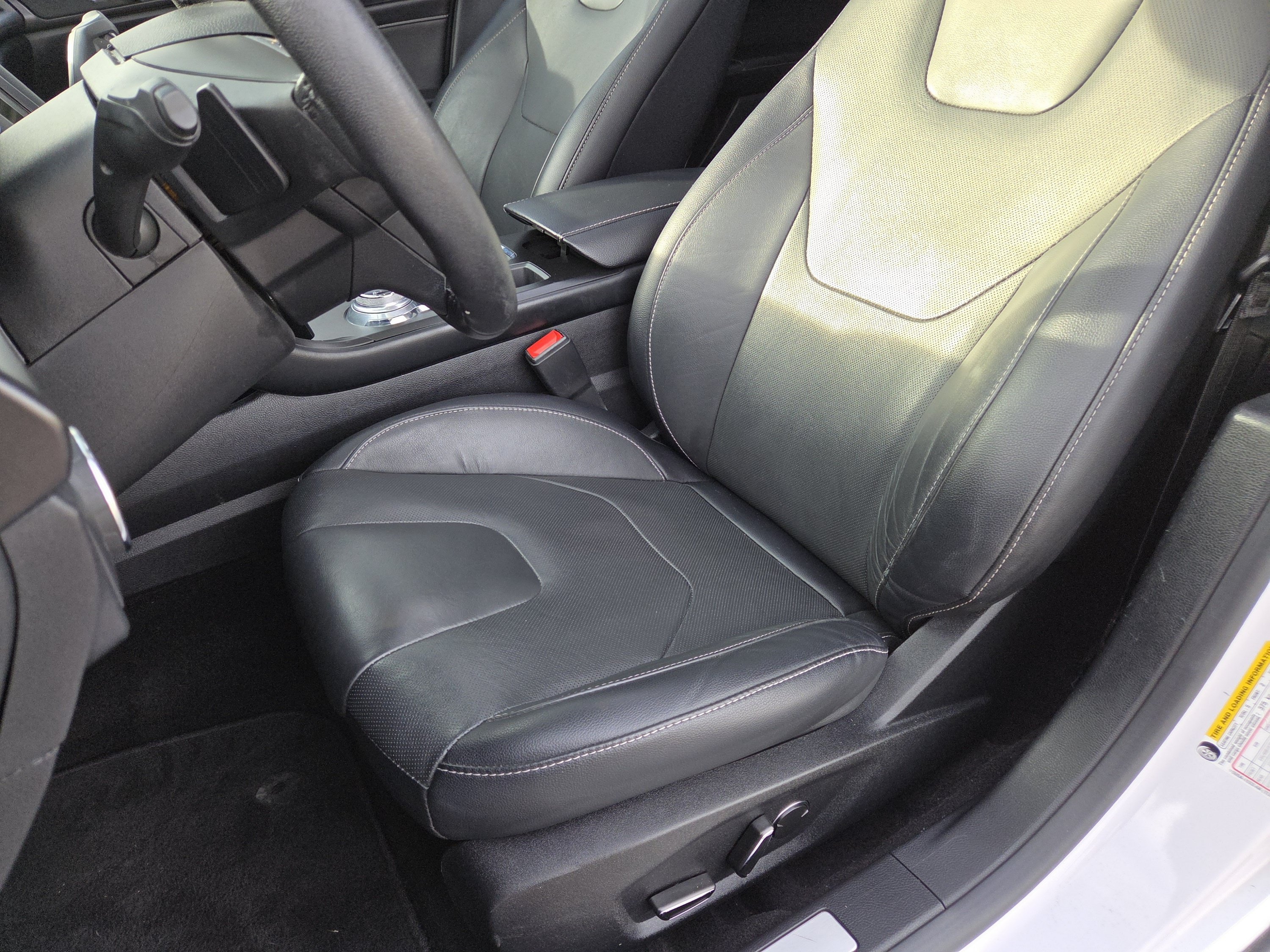 Certified 2019 Ford Fusion Titanium AWD/4WD image 6
