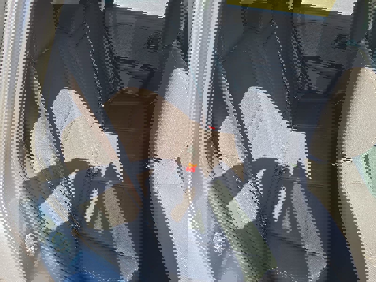 Used 2023 Nissan Rogue S image 11