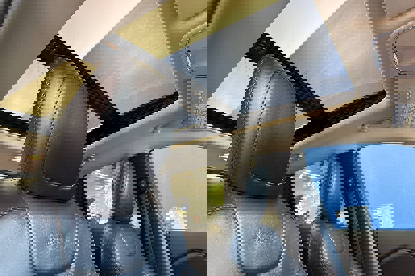 Used 2016 Jeep Cherokee Limited image 17