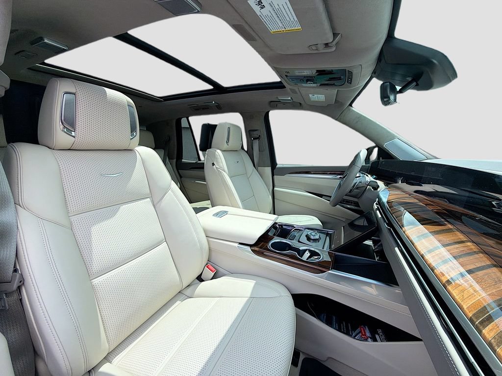 New 2026 Cadillac Escalade Platinum Sport w/ LPO, ONYX Package AWD/4WD image 32