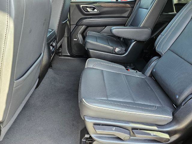 Used 2024 Chevrolet Tahoe Premier AWD/4WD image 16