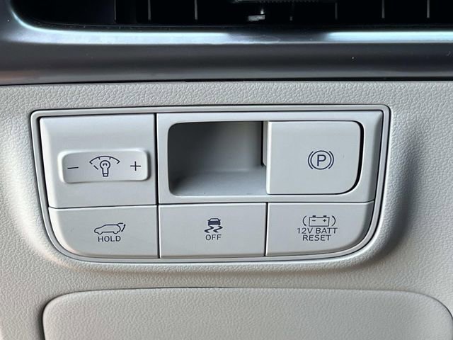 Certified 2025 Hyundai Tucson Limited w/ Tow & Go Package AWD/4WD image 30