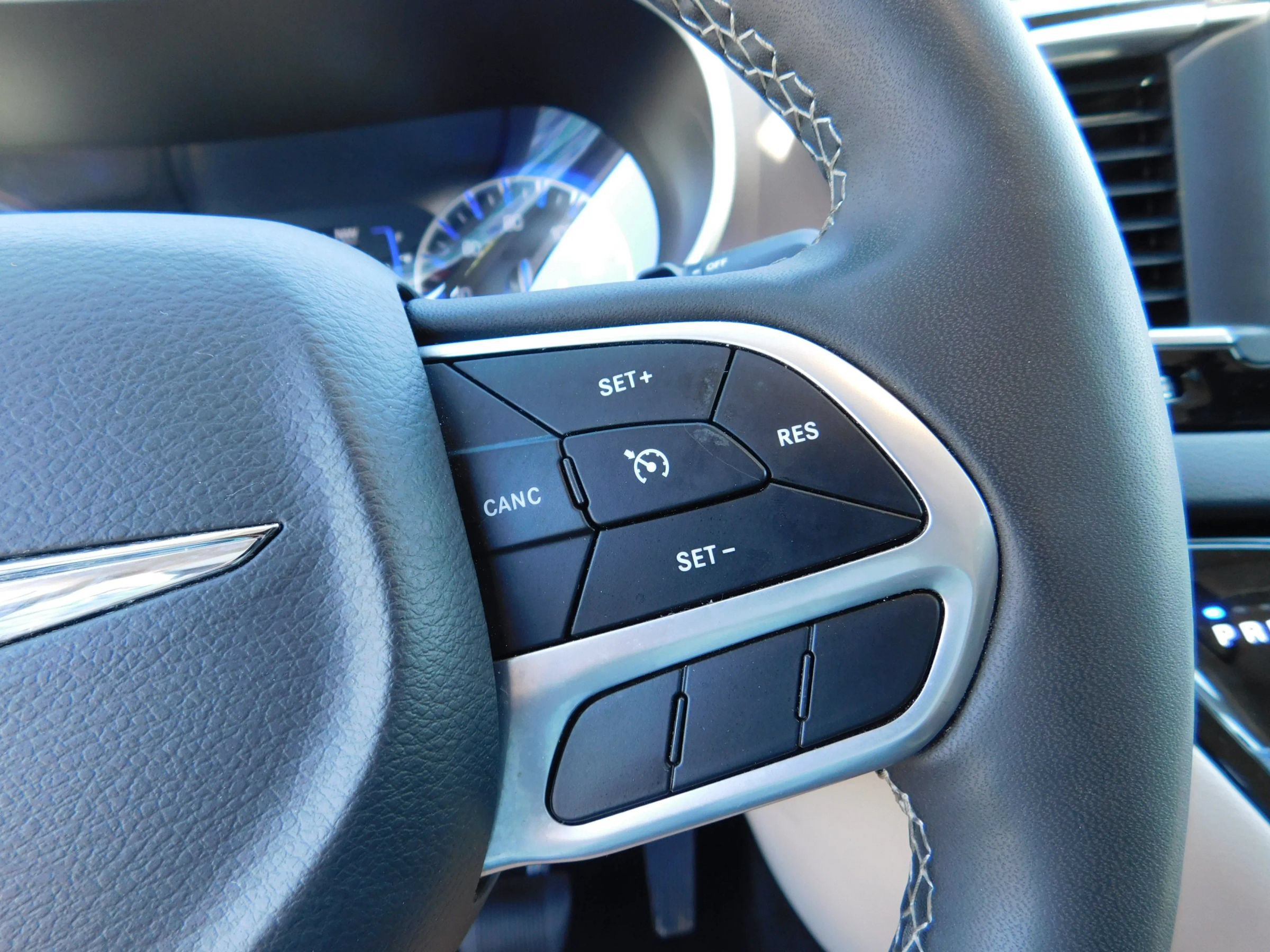 Used 2024 Chrysler Voyager LX FWD image 22
