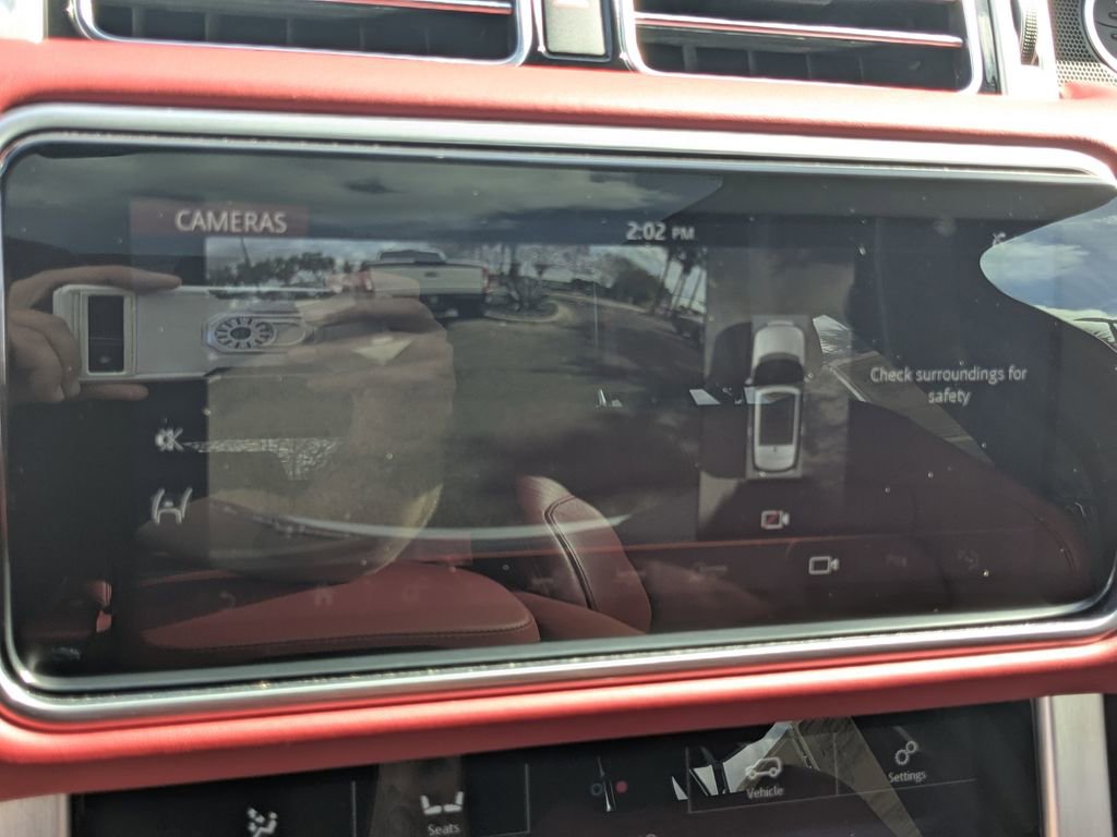 Used 2019 Land Rover Range Rover Autobiography image 8