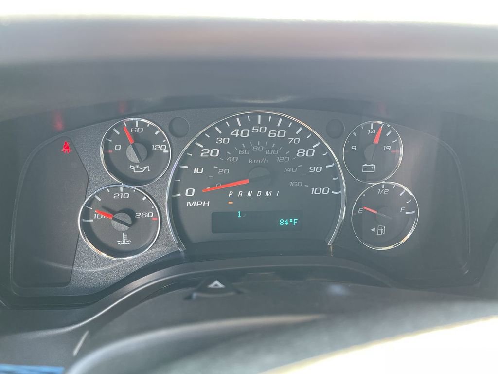 New 2025 Chevrolet Express 2500 w/ Driver Convenience Package RWD image 10