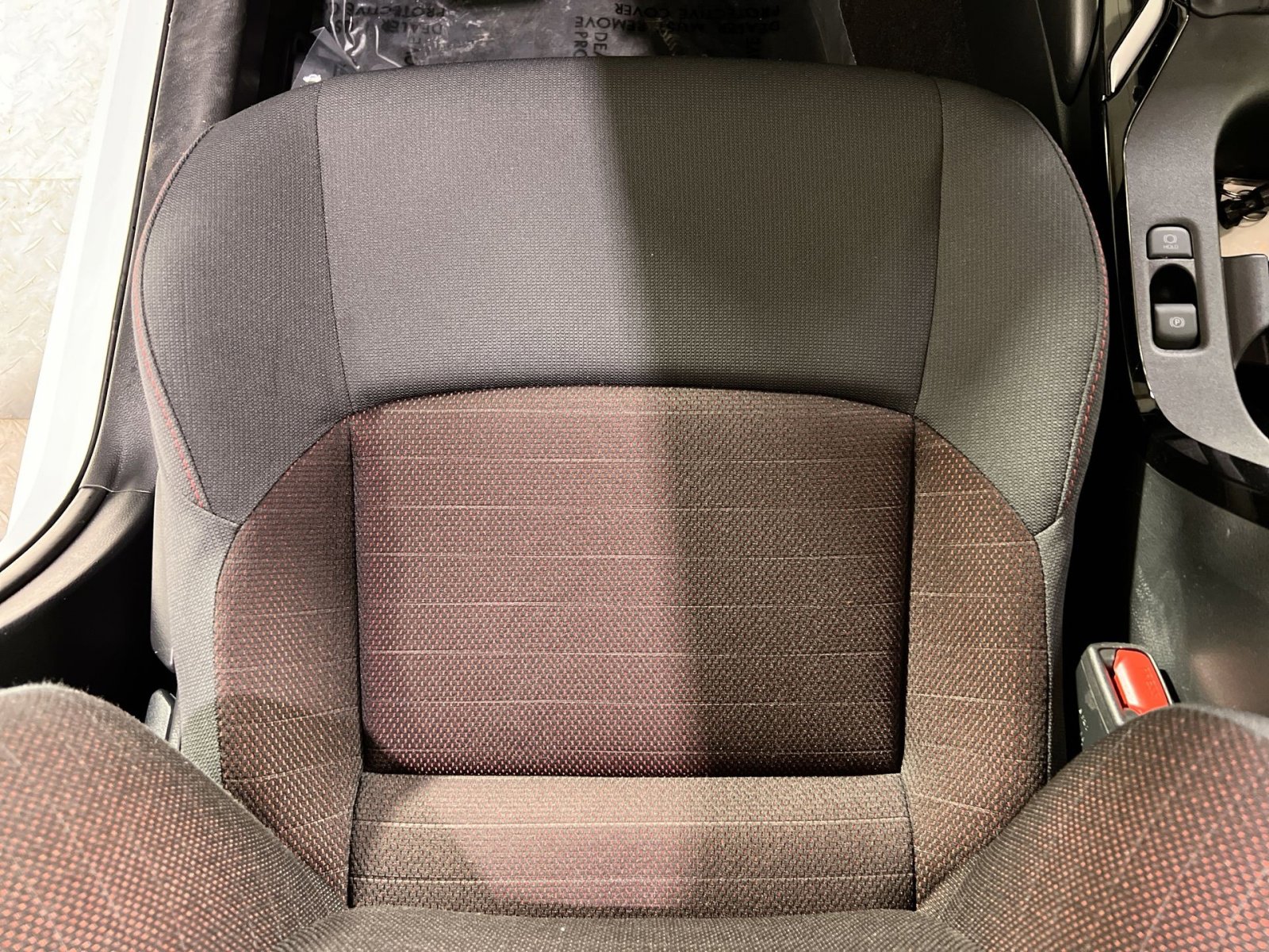 Used 2025 Toyota Corolla SE image 20