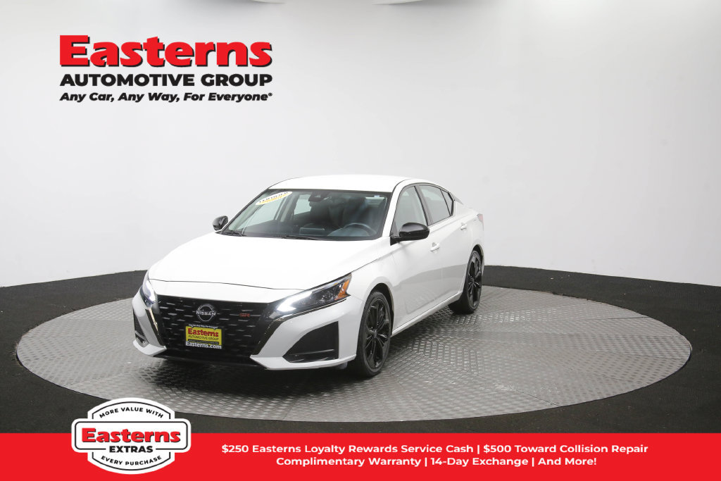 Used 2024 Nissan Altima 2.5 SR FWD image 51