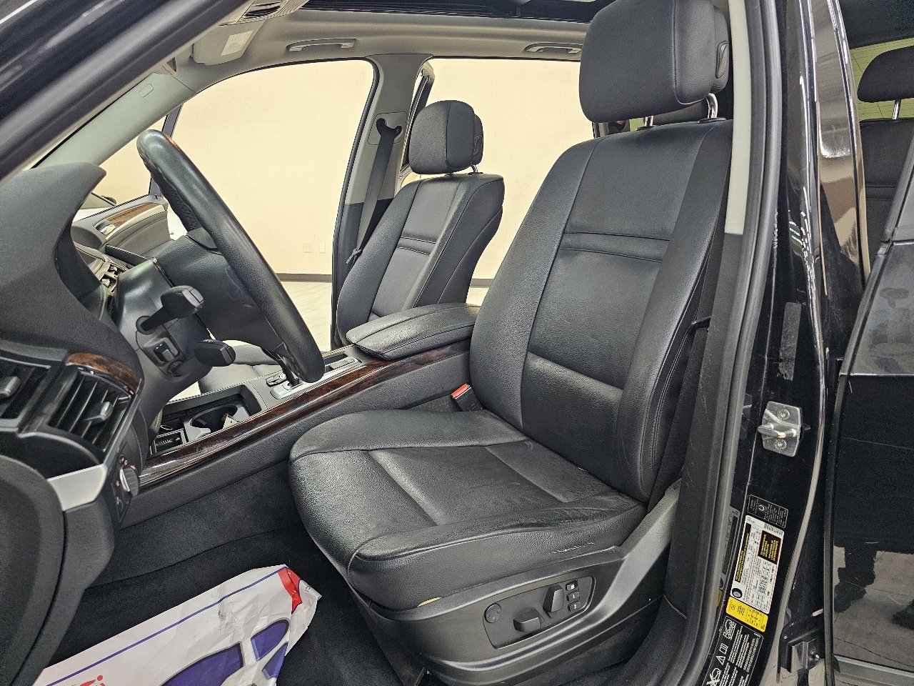 Used 2011 BMW X5 xDrive35d image 18