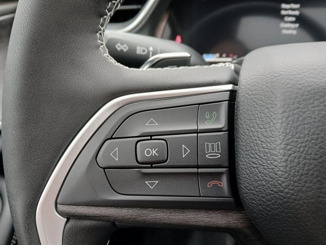 New 2025 Jeep Grand Cherokee Limited w/ Black Appearance Package image 17