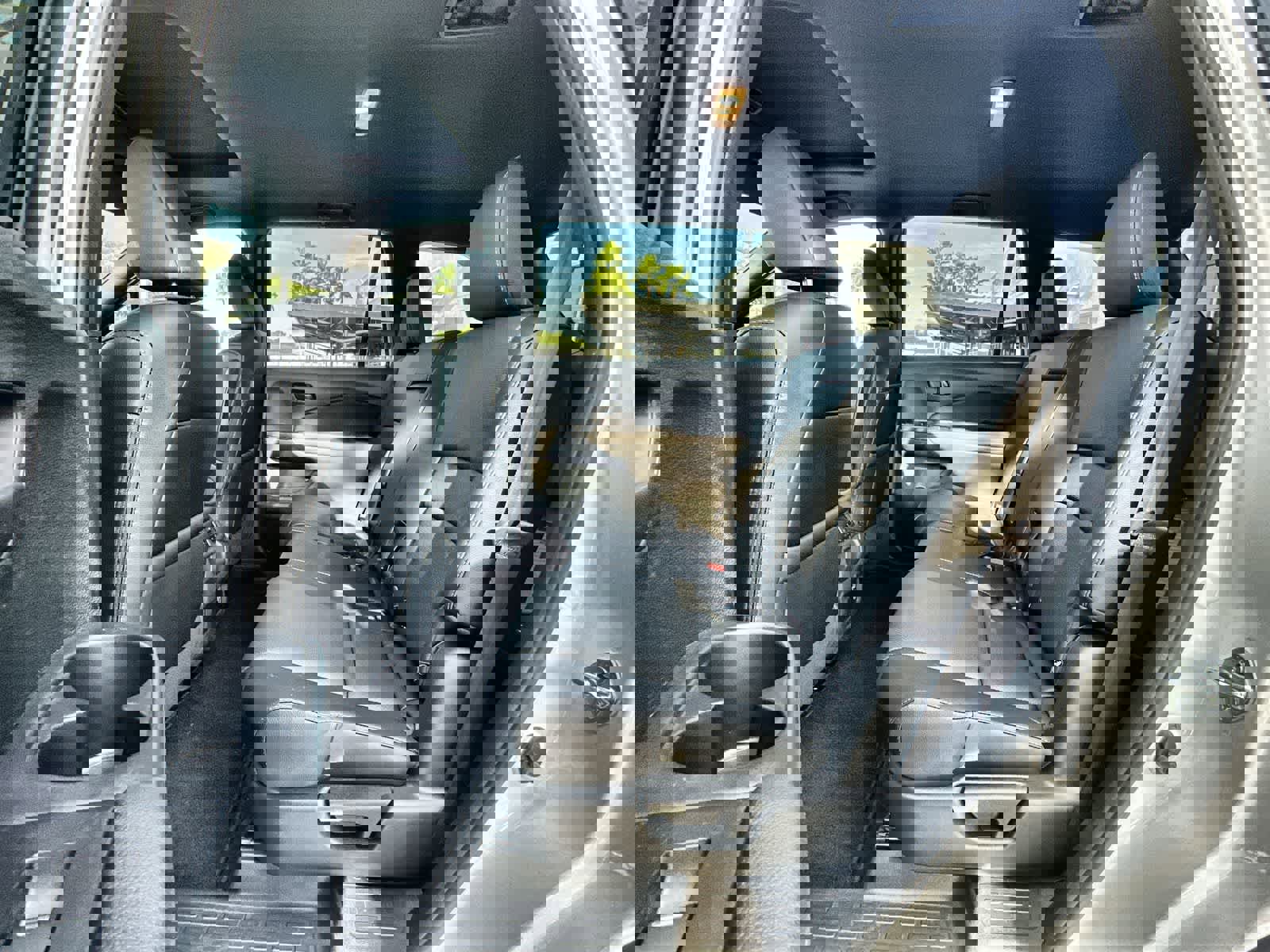 Used 2023 Honda Passport EX-L image 13