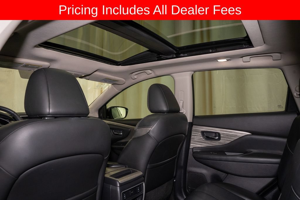 Used 2016 Nissan Murano Platinum w/ Platinum Technology Package FWD image 10