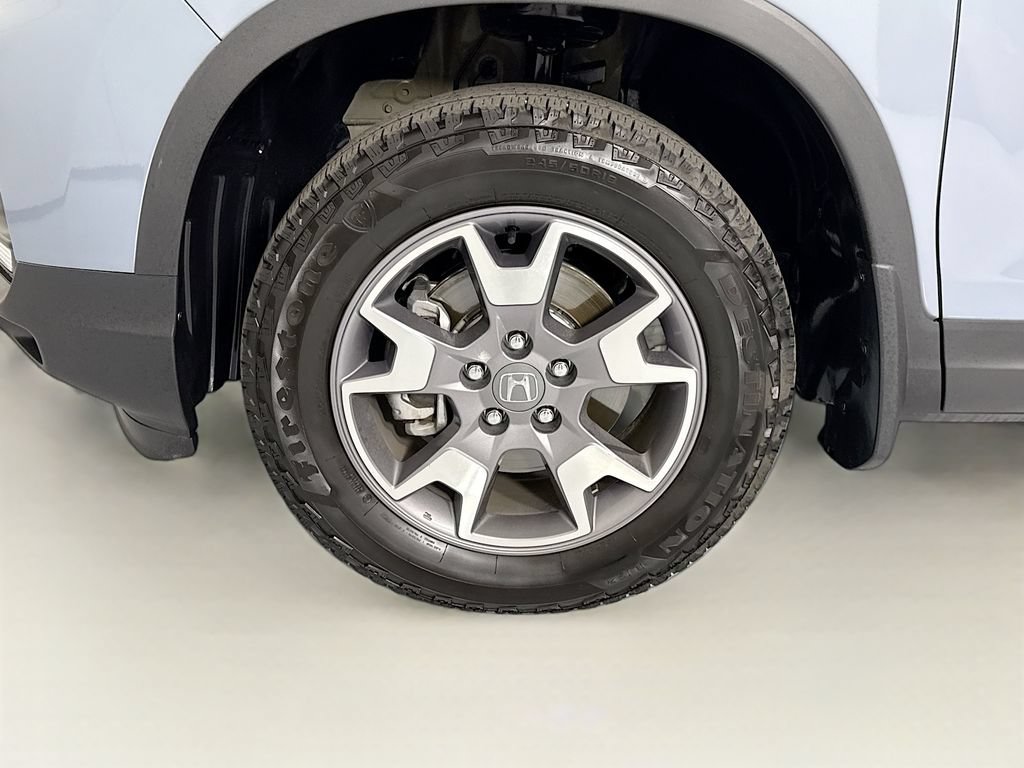 Certified 2023 Honda Passport TrailSport image 30