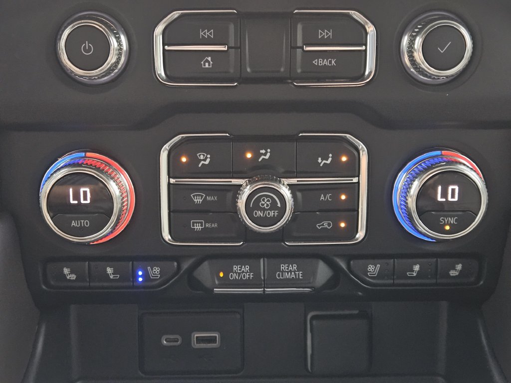 Used 2021 GMC Yukon SLT w/ SLT Premium Package RWD image 19