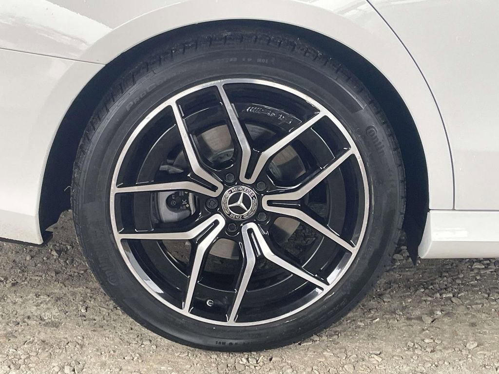 Used 2022 Mercedes-Benz E 350 Sedan image 7