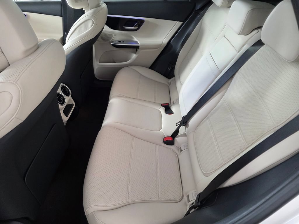 New 2026 Mercedes-Benz GLC 300 4MATIC image 11