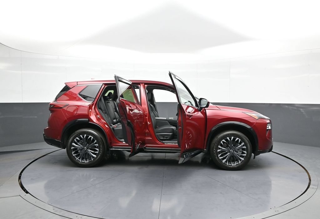 Used 2026 Nissan Rogue Platinum w/ Tech Package AWD/4WD image 42