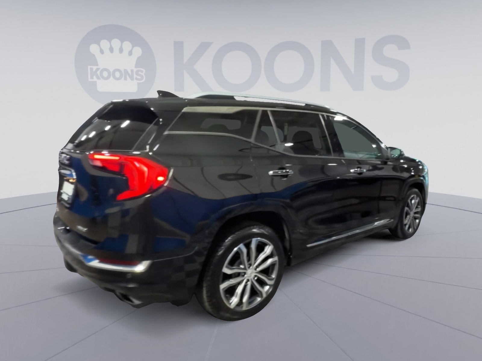 Used 2018 GMC Terrain Denali w/ Advanced Safety Package AWD/4WD image 11