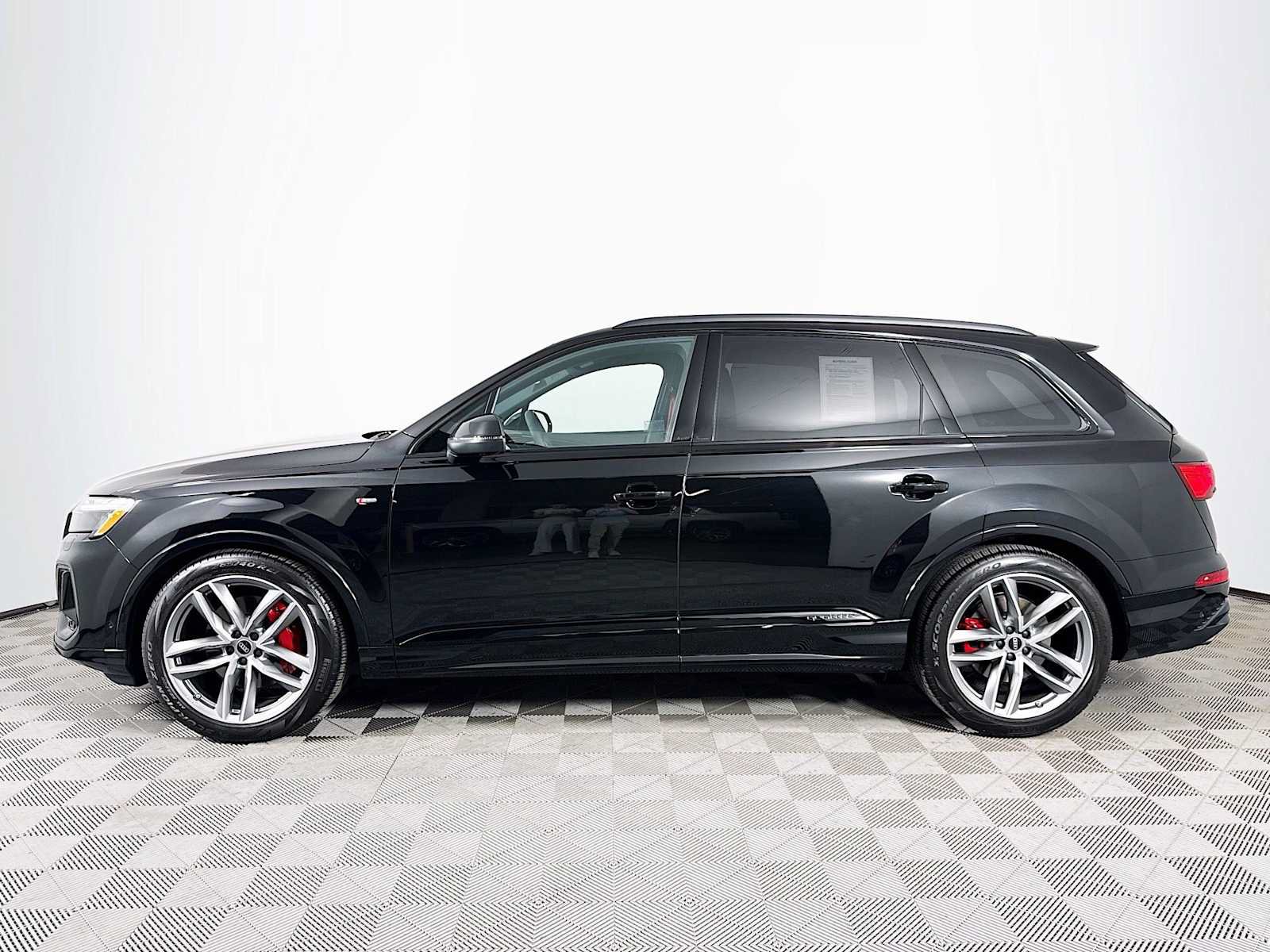 Used 2026 Audi Q7 3.0T Prestige AWD/4WD image 8