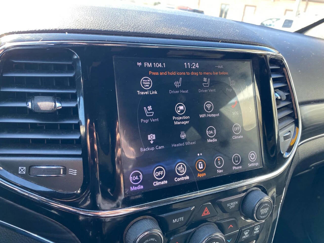 Used 2020 Jeep Grand Cherokee Limited w/ Luxury Group II image 15