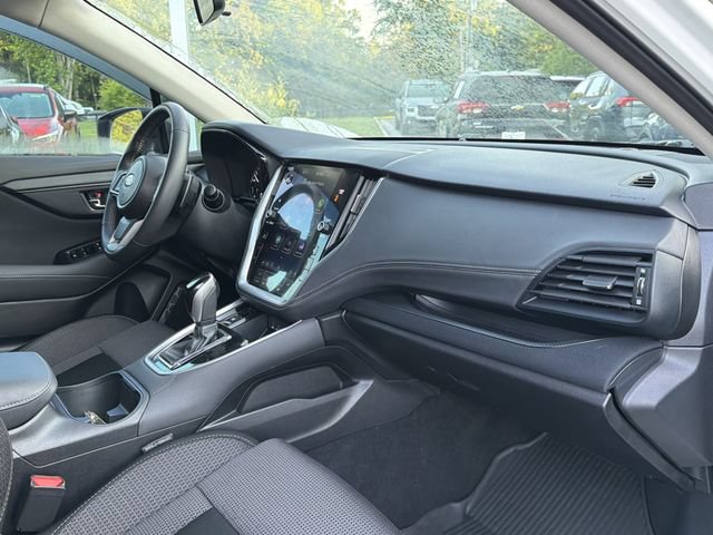 Used 2025 Subaru Outback Premium AWD/4WD image 25