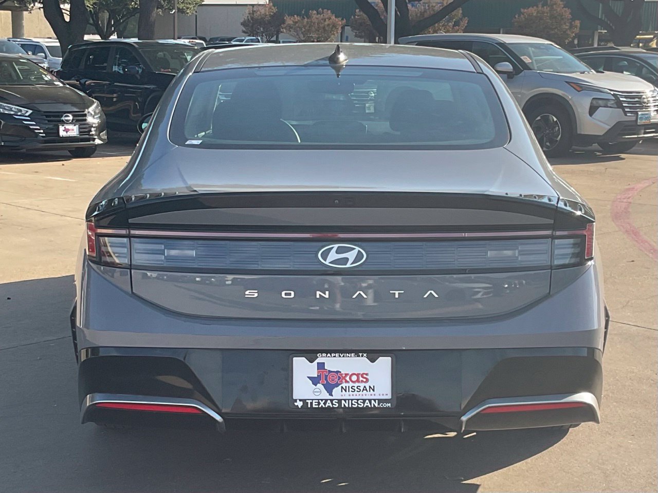 Used 2025 Hyundai Sonata SEL FWD image 5