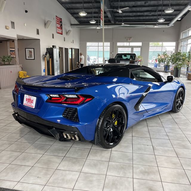 Used 2022 Chevrolet Corvette Stingray Preferred Conv RWD image 3