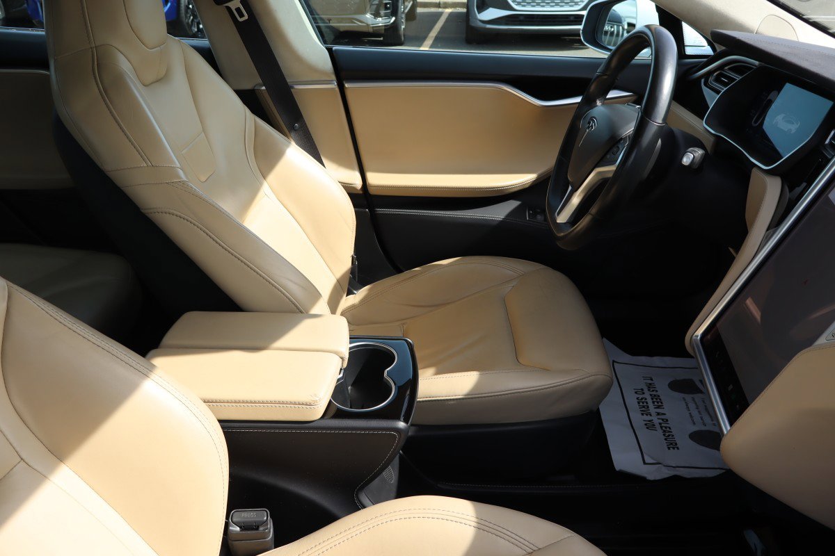 Used 2016 Tesla Model S 70D image 13