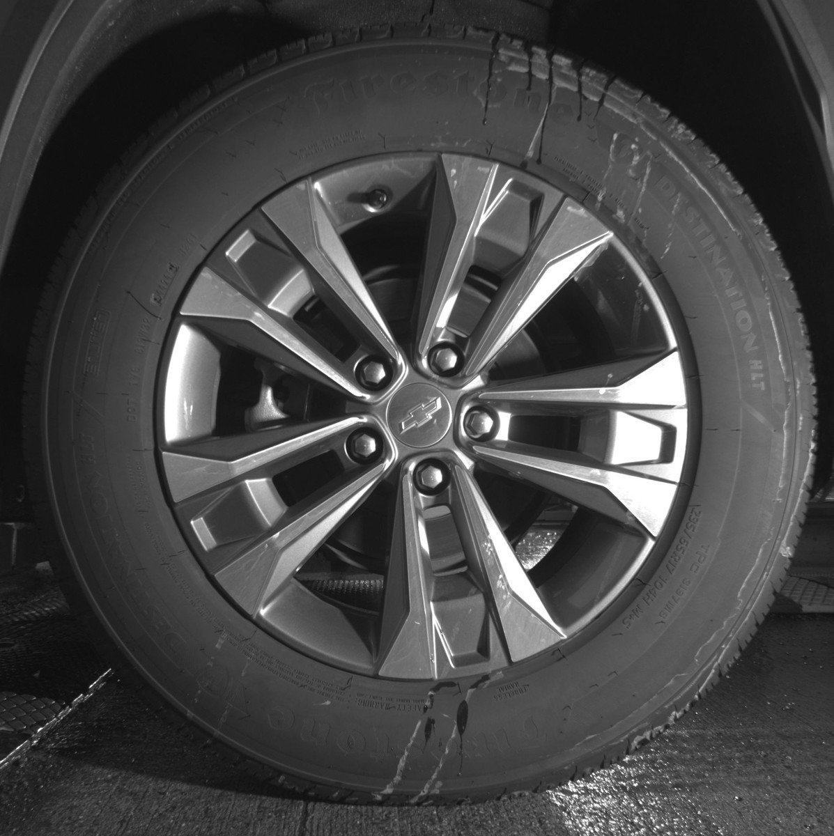 Used 2025 Chevrolet Equinox LT FWD image 14