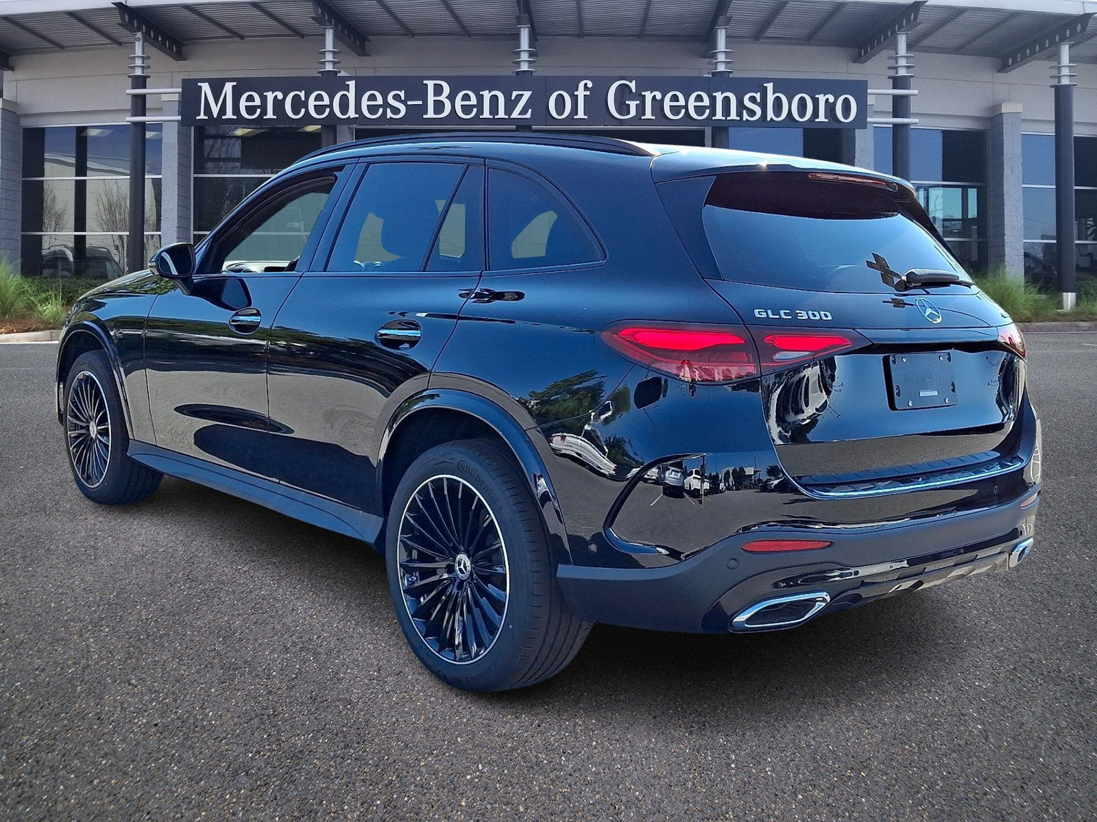 New 2026 Mercedes-Benz GLC 300 4MATIC image 3