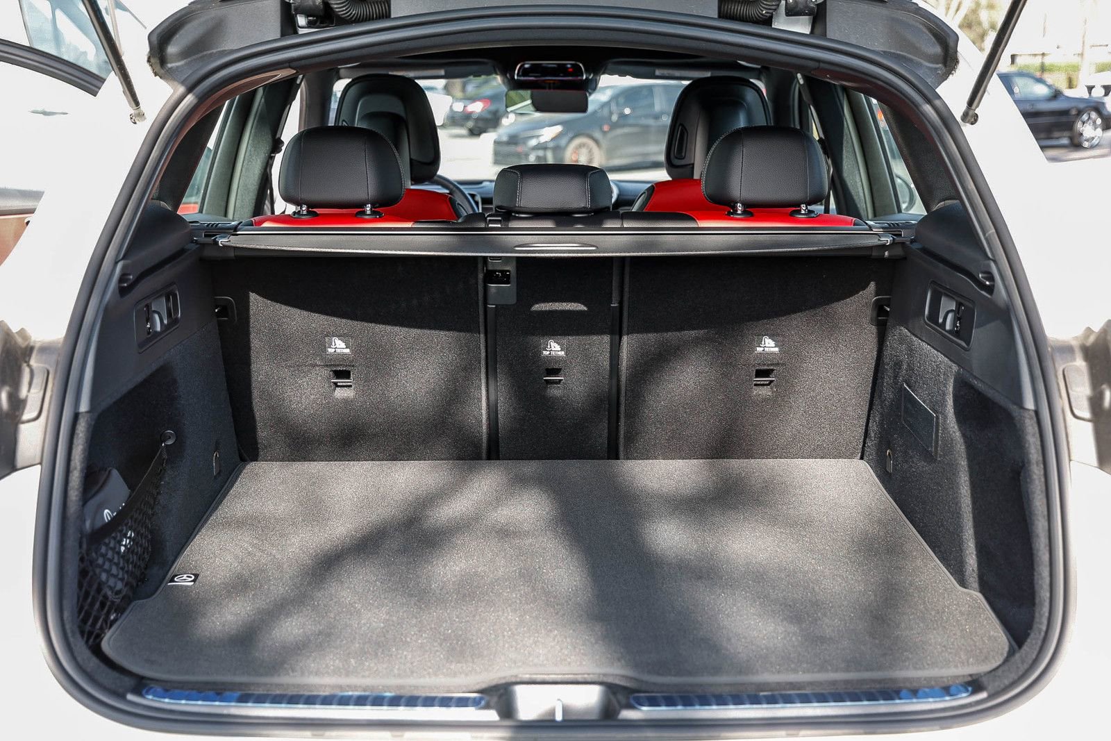 Used 2024 Mercedes-Benz GLC 43 AMG 4MATIC image 27