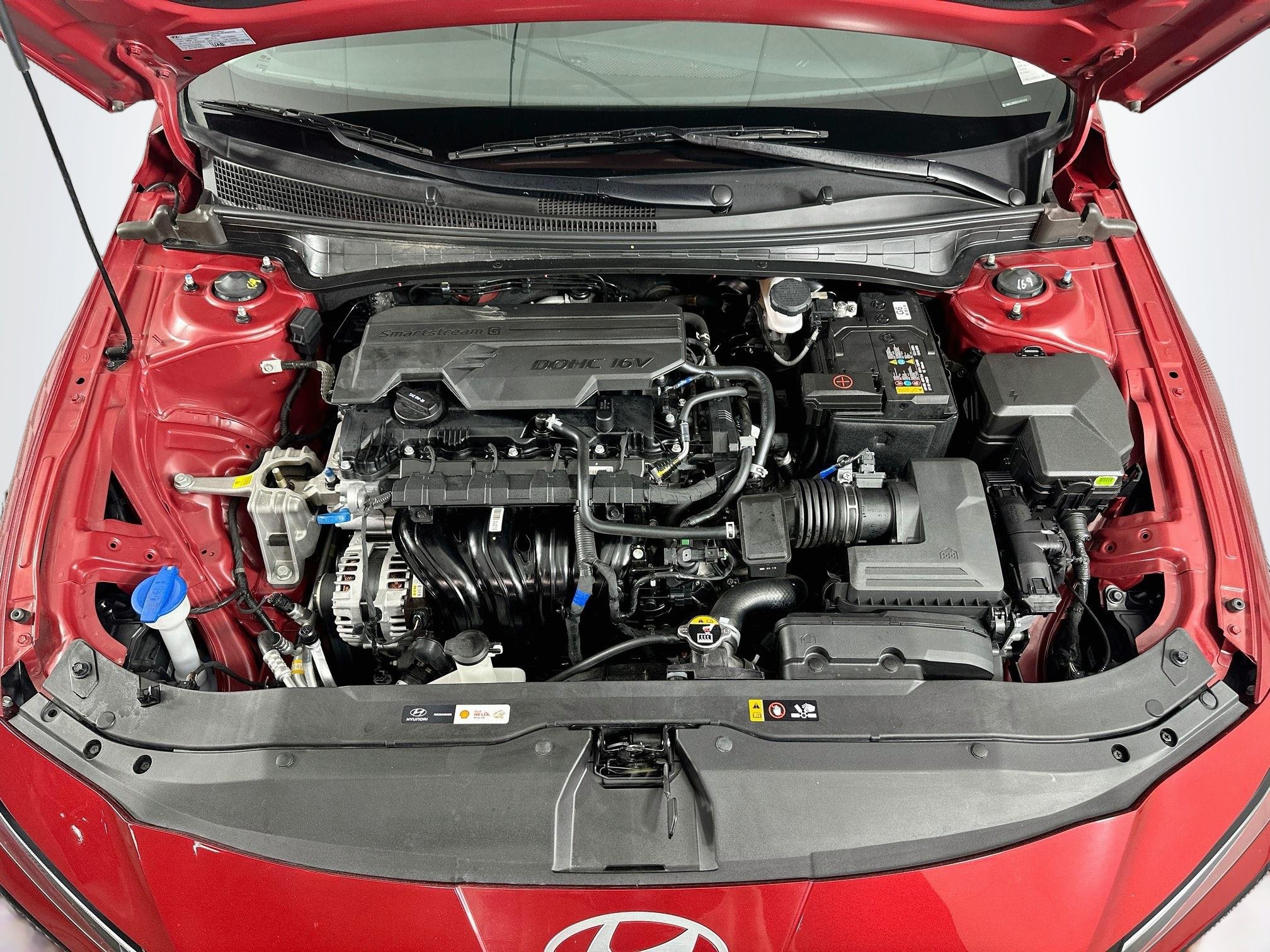 Used 2025 Hyundai Elantra SEL FWD image 35