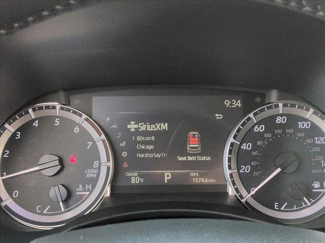 Used 2023 Toyota Highlander LE FWD image 16